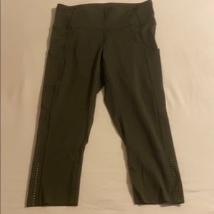 Lululemon crop pants